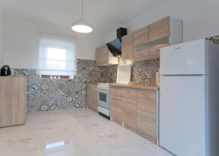 Funcic 1 App 게스트하우스 *